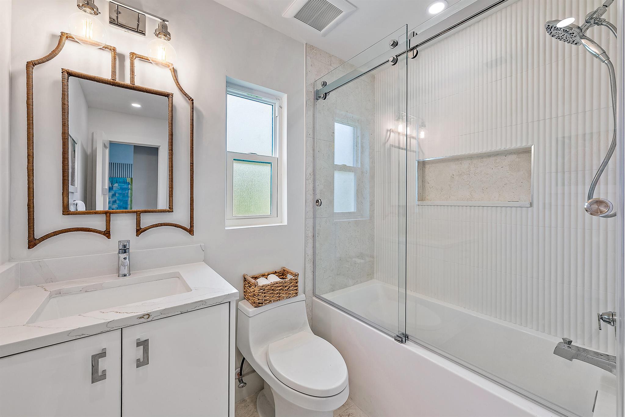 EDMOR ESTS ADD TO WPB IN - Residential Lease