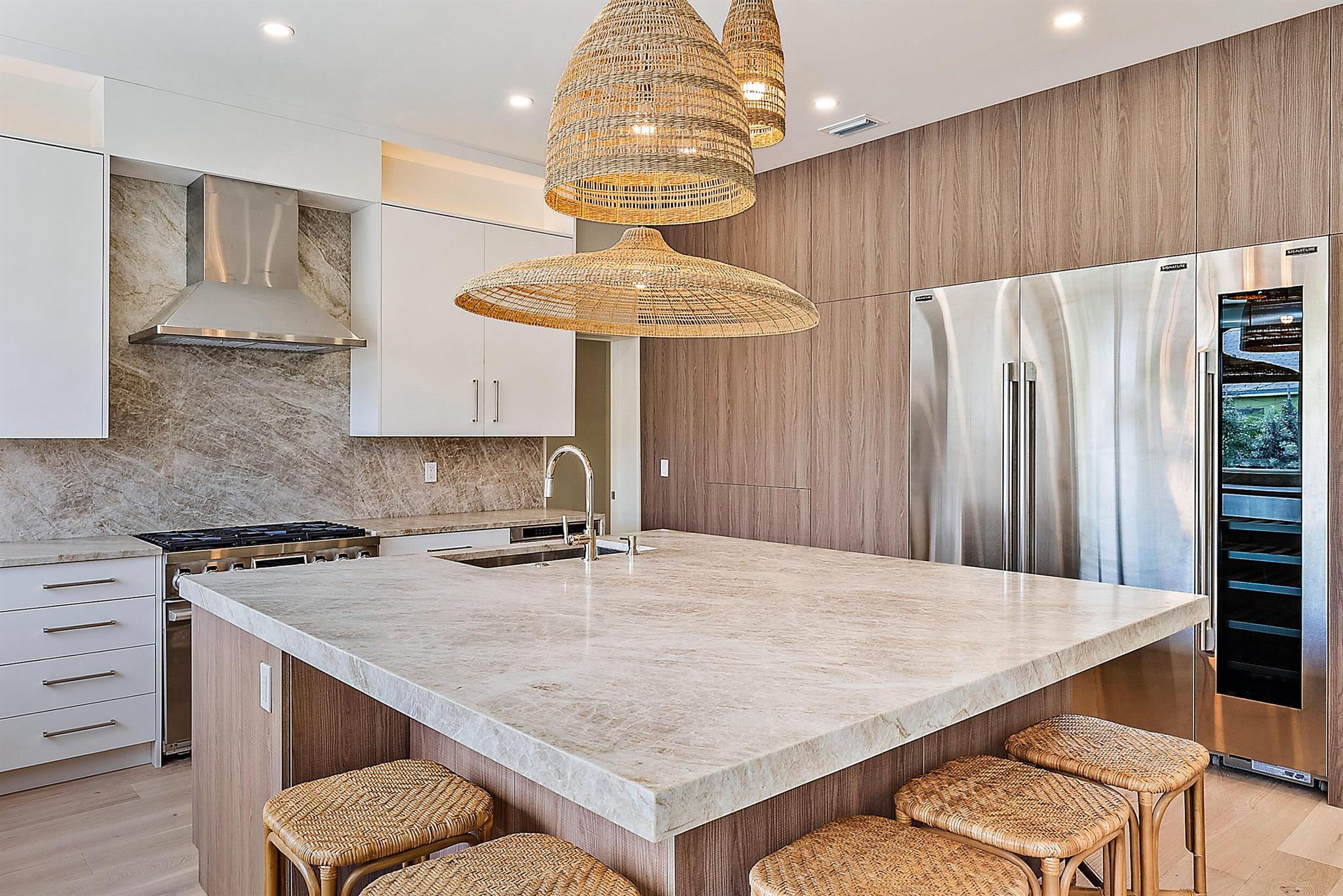 EDMOR ESTS ADD TO WPB IN - Residential Lease