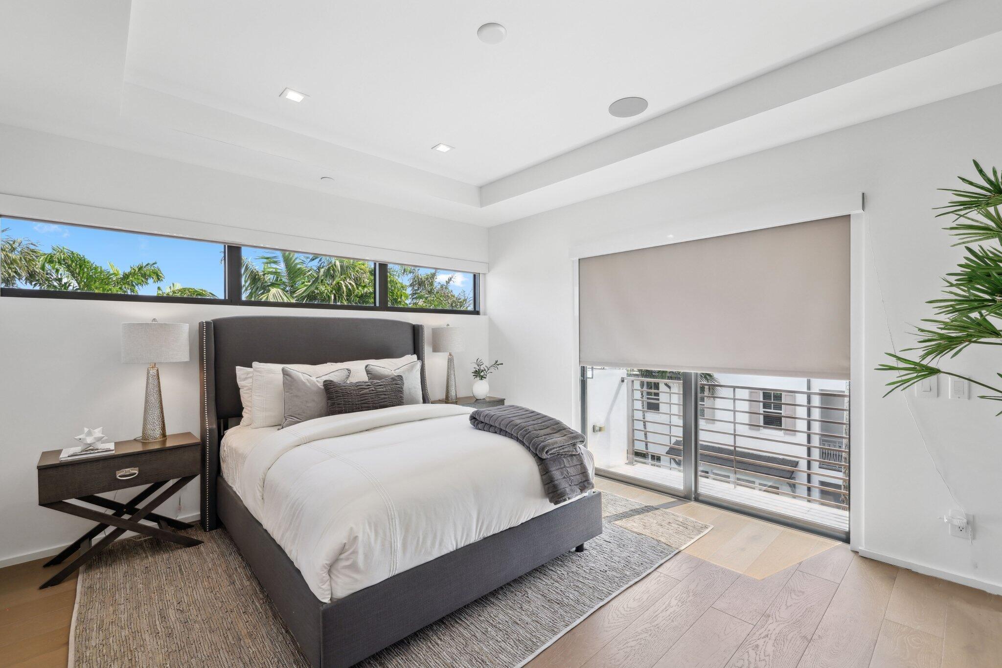 215 MACFARLANE PLAT - Residential