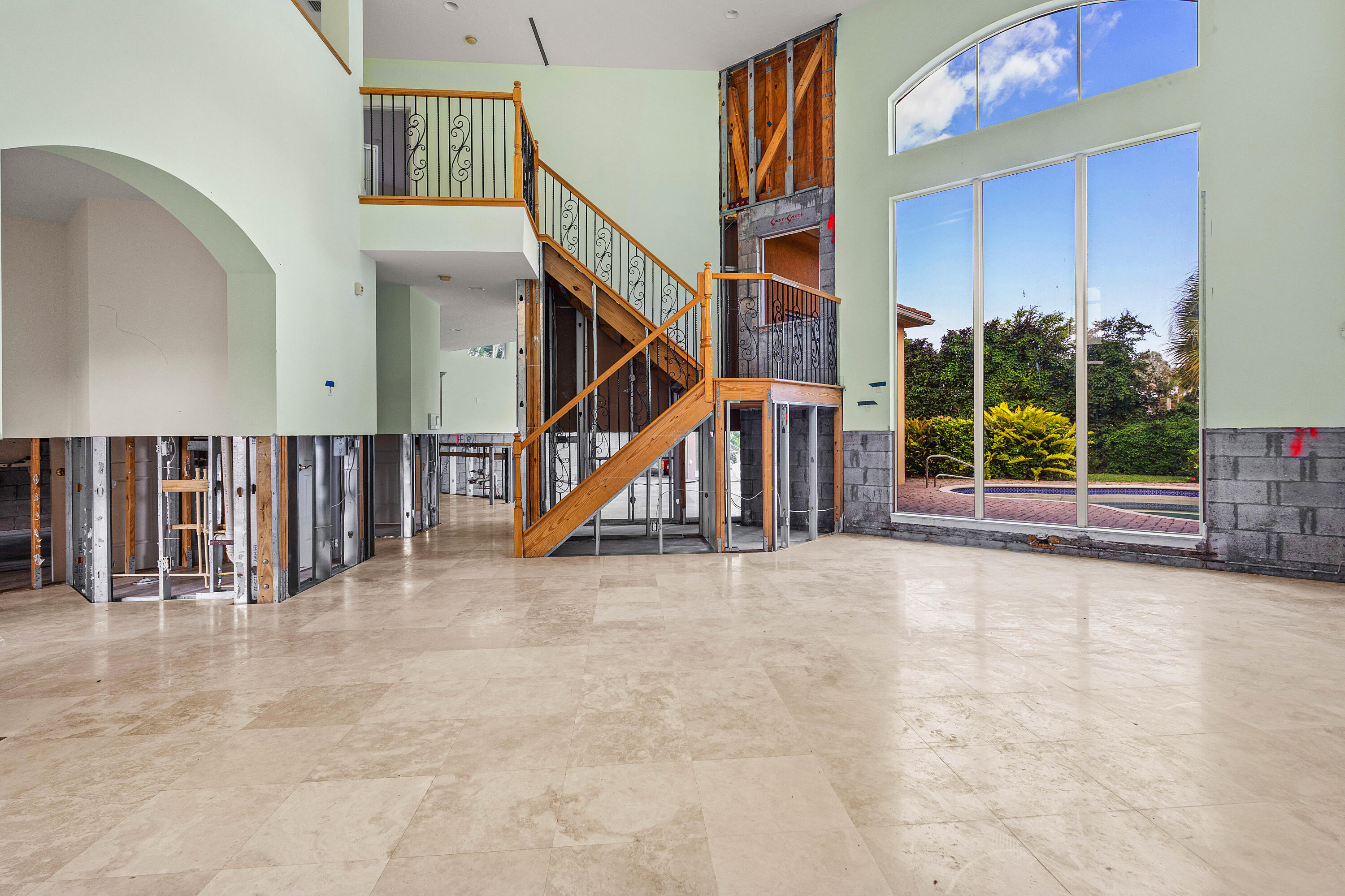 Mizner Country Club - Residential