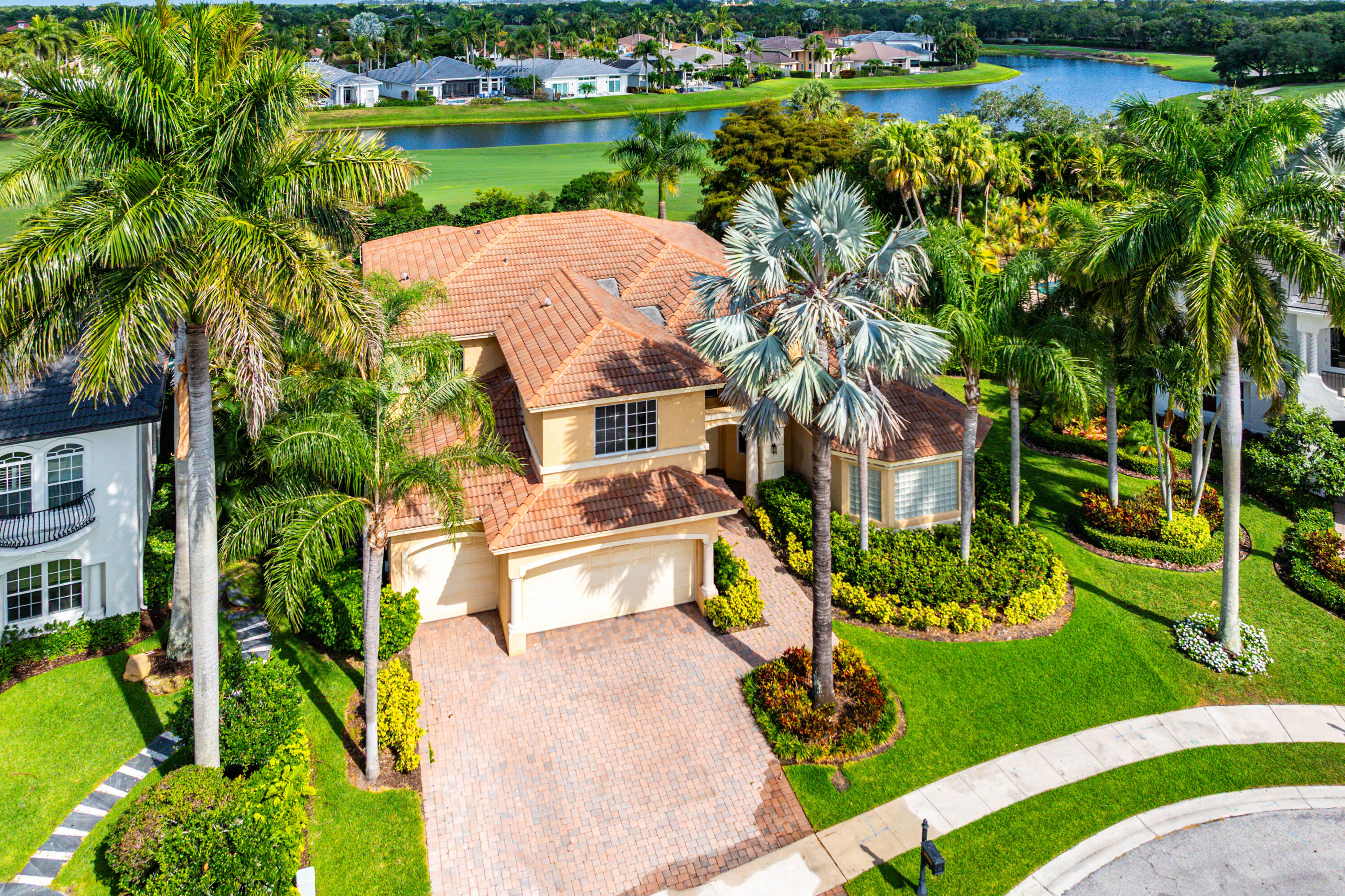 Mizner Country Club - Residential