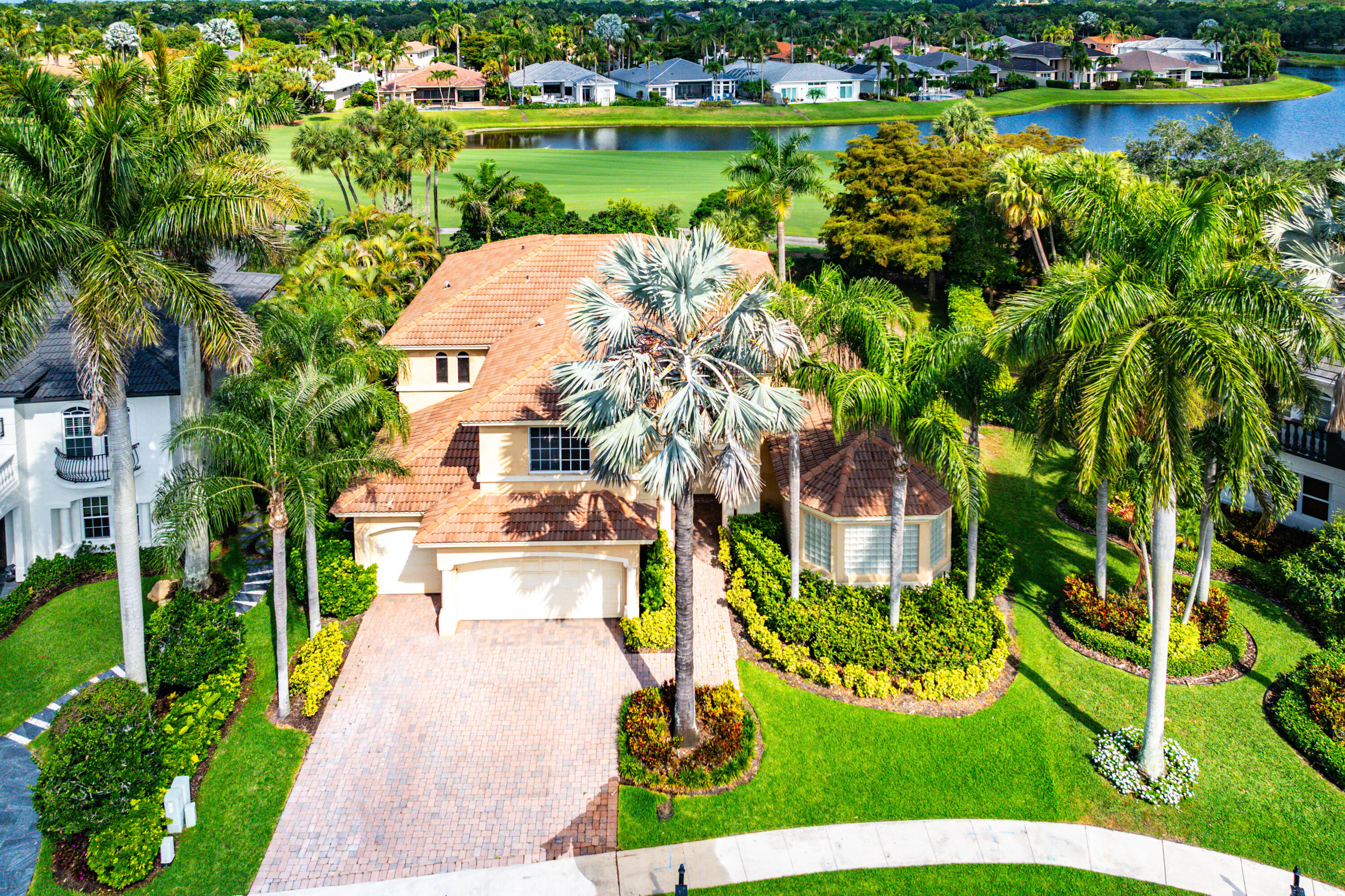 Mizner Country Club - Residential