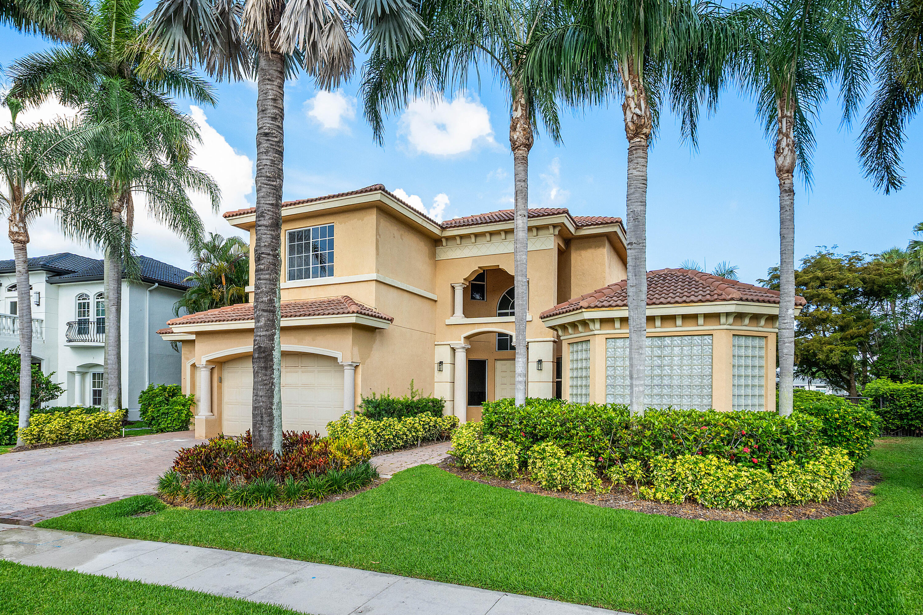 16337 Mira Vista Lane