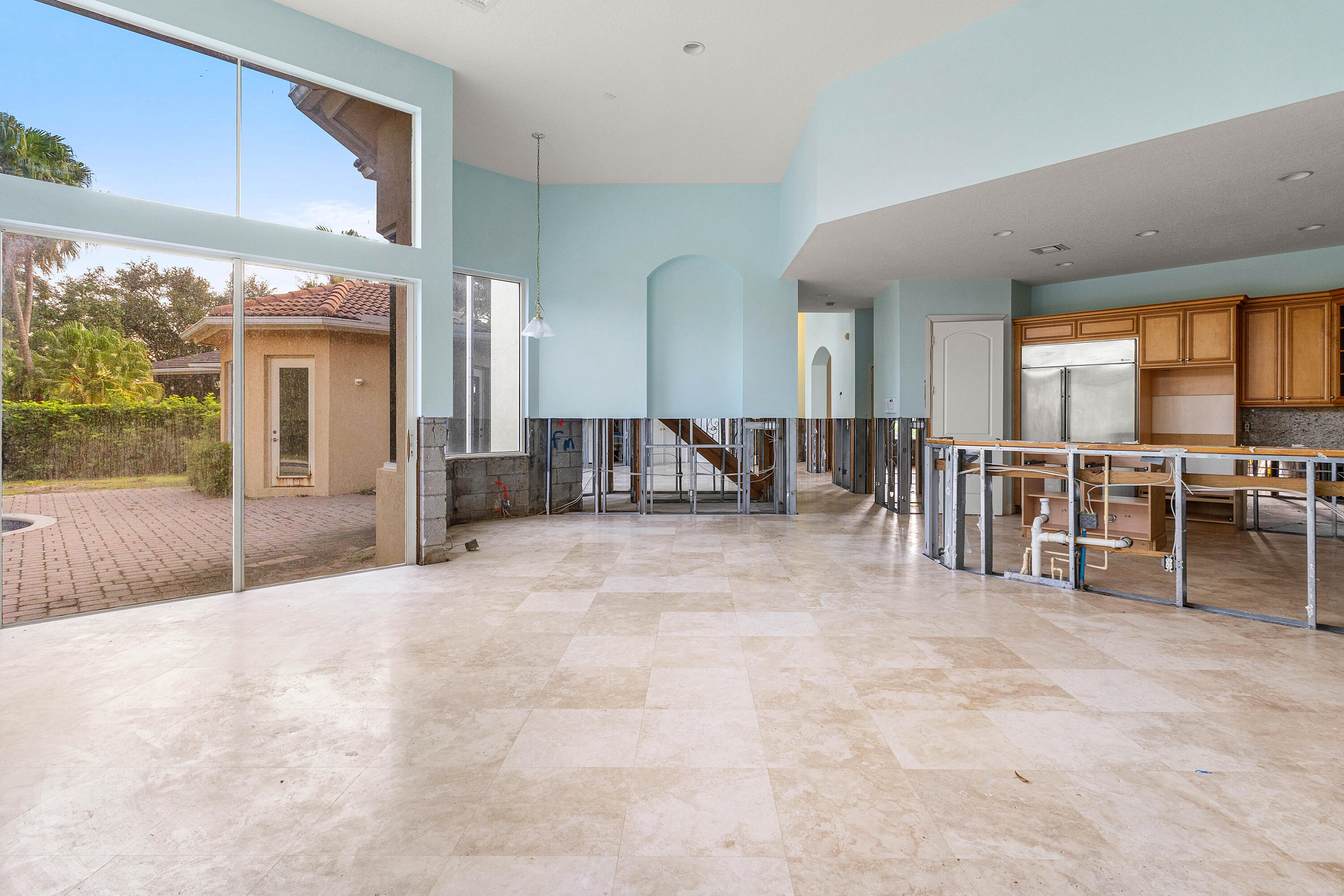 Mizner Country Club - Residential