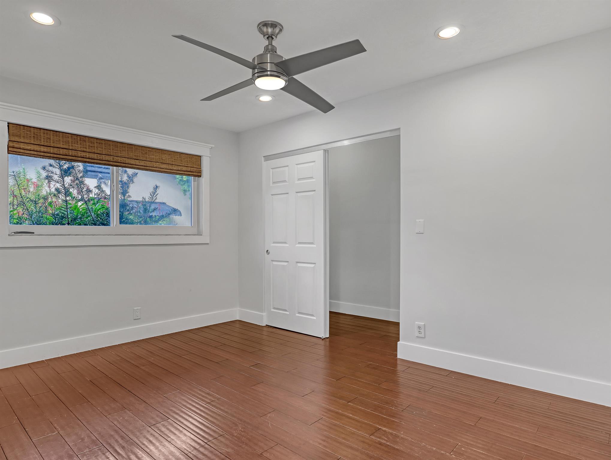 COUNTRY CLUB VILLAGE SEC - Residential Lease