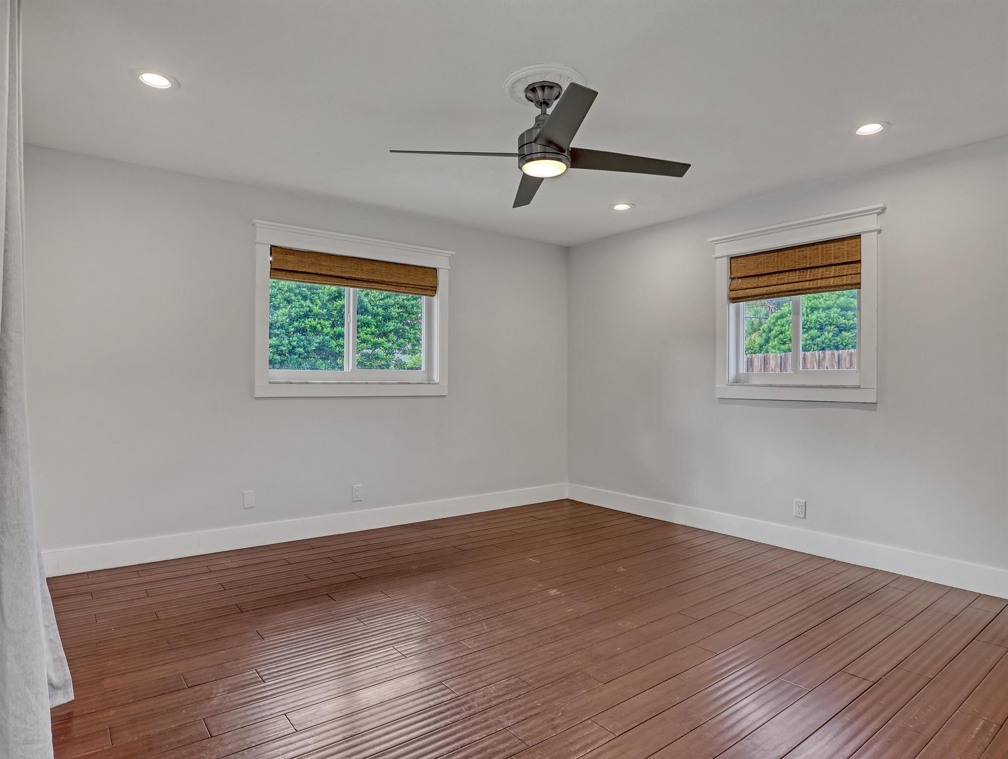 COUNTRY CLUB VILLAGE SEC - Residential Lease