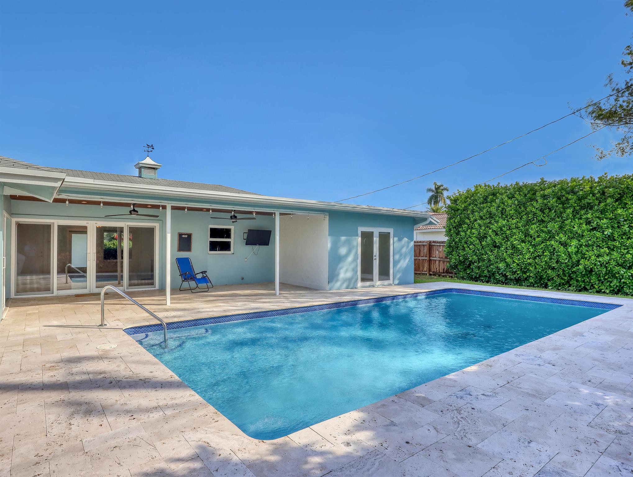 COUNTRY CLUB VILLAGE SEC - Residential Lease