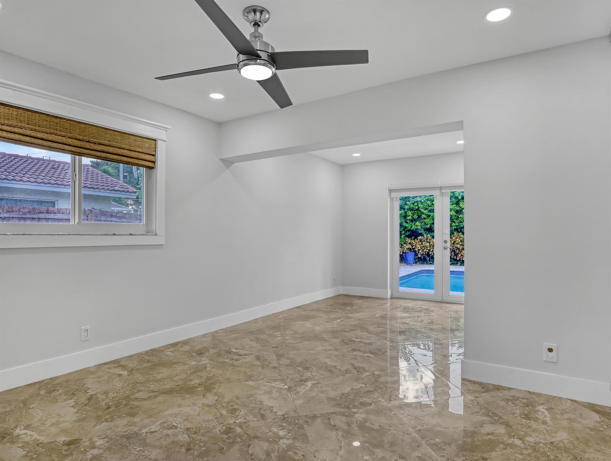 COUNTRY CLUB VILLAGE SEC - Residential Lease