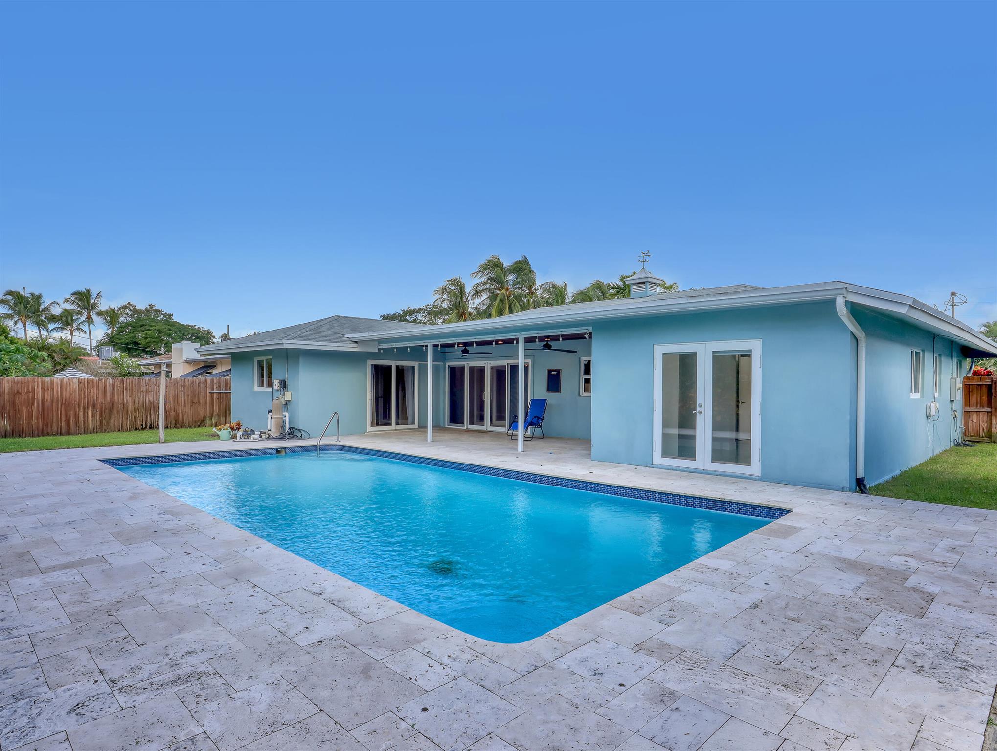 COUNTRY CLUB VILLAGE SEC - Residential Lease