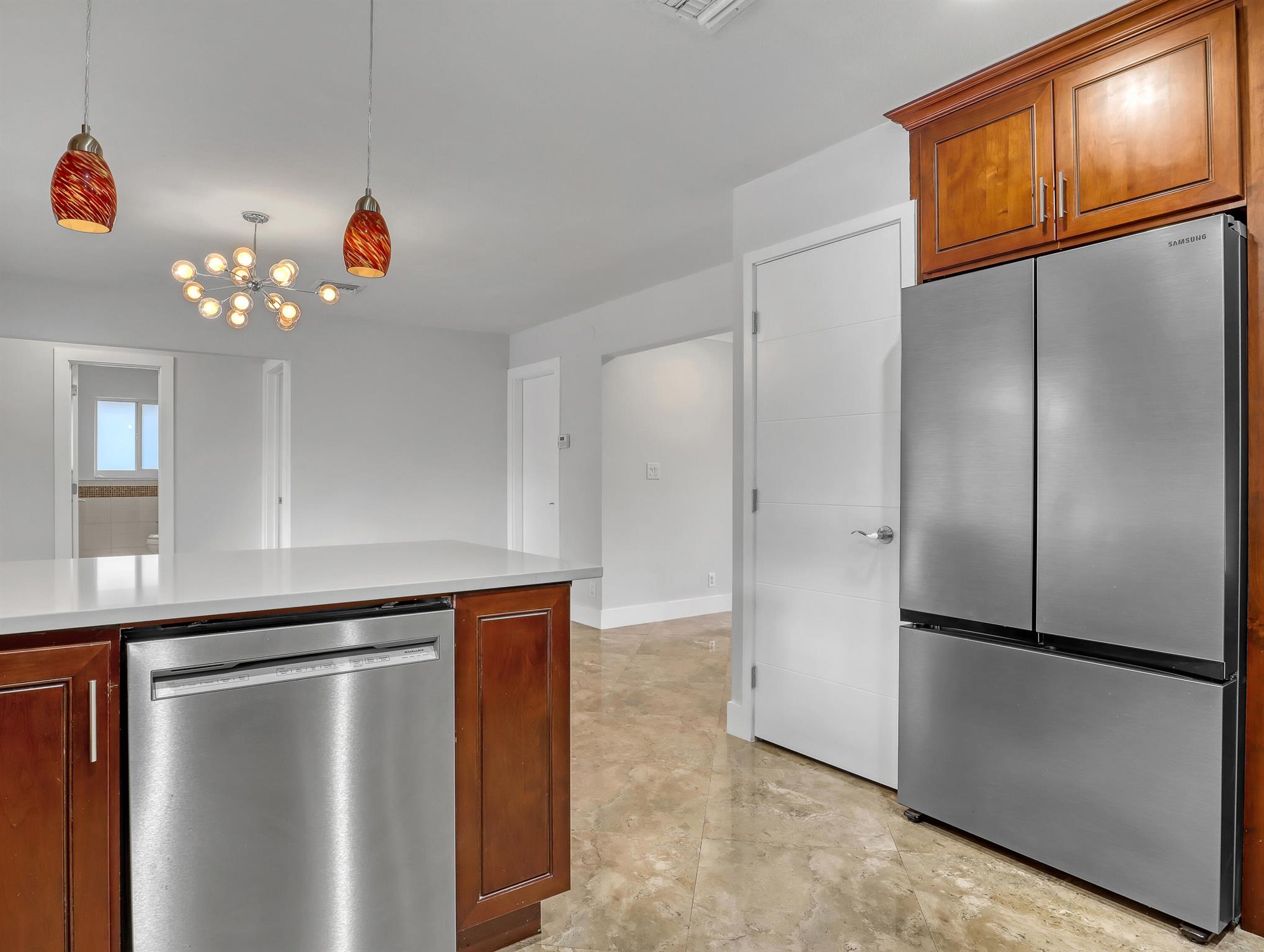 COUNTRY CLUB VILLAGE SEC - Residential Lease