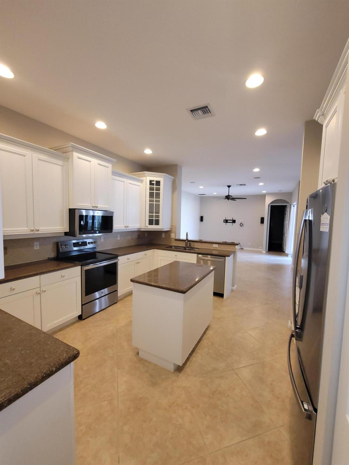 DIAMOND C RANCH POD C - Residential Lease