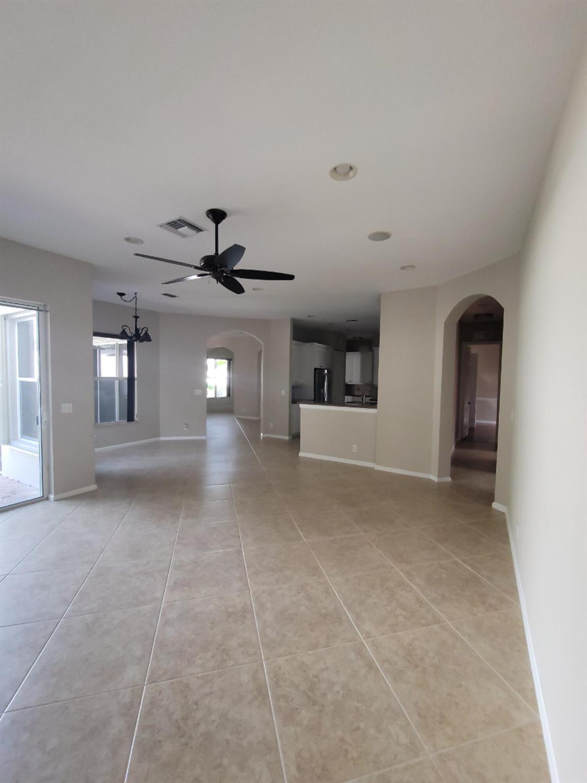 DIAMOND C RANCH POD C - Residential Lease