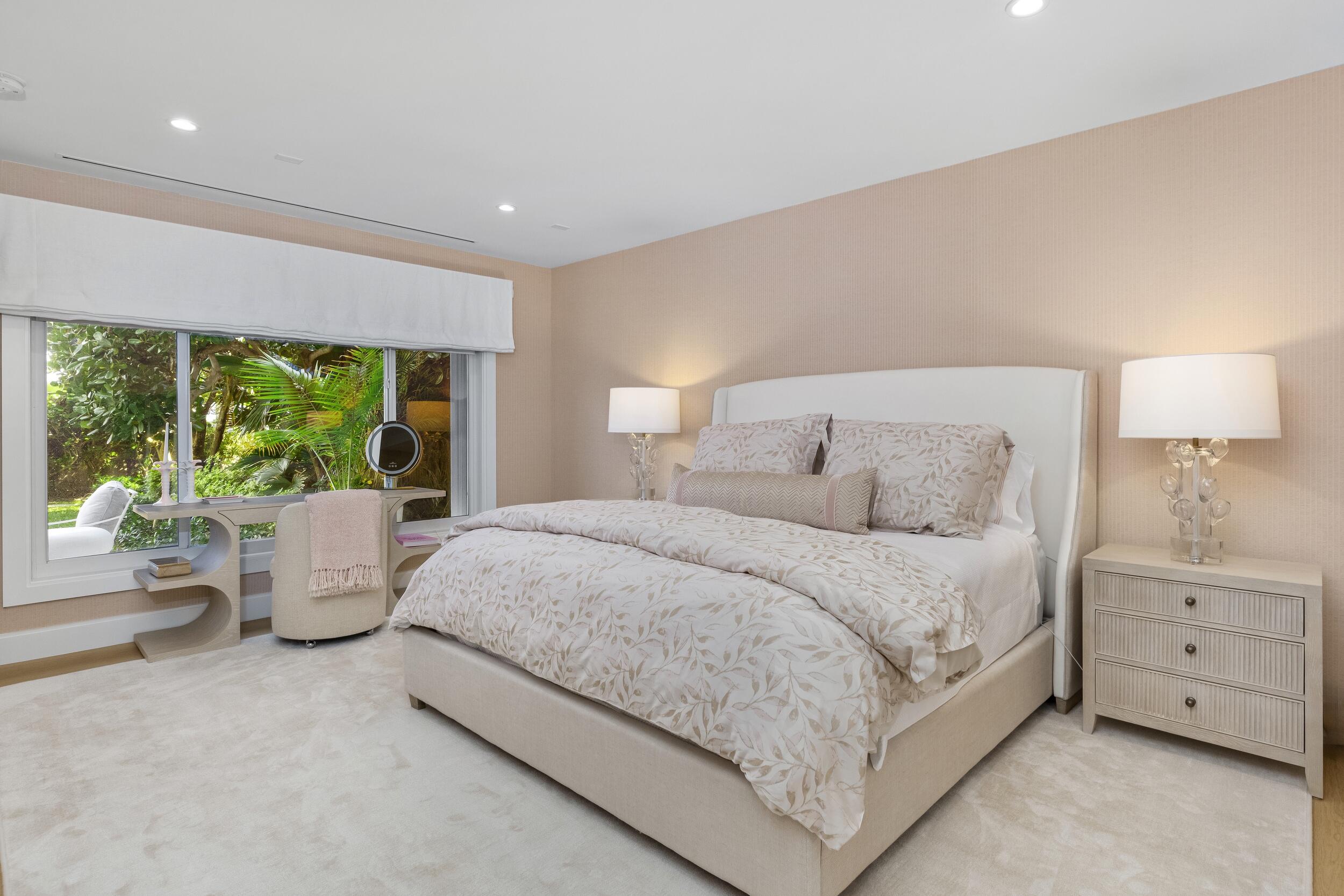 THREE HUNDRED OCEAN BLVD APTS INC - Residential