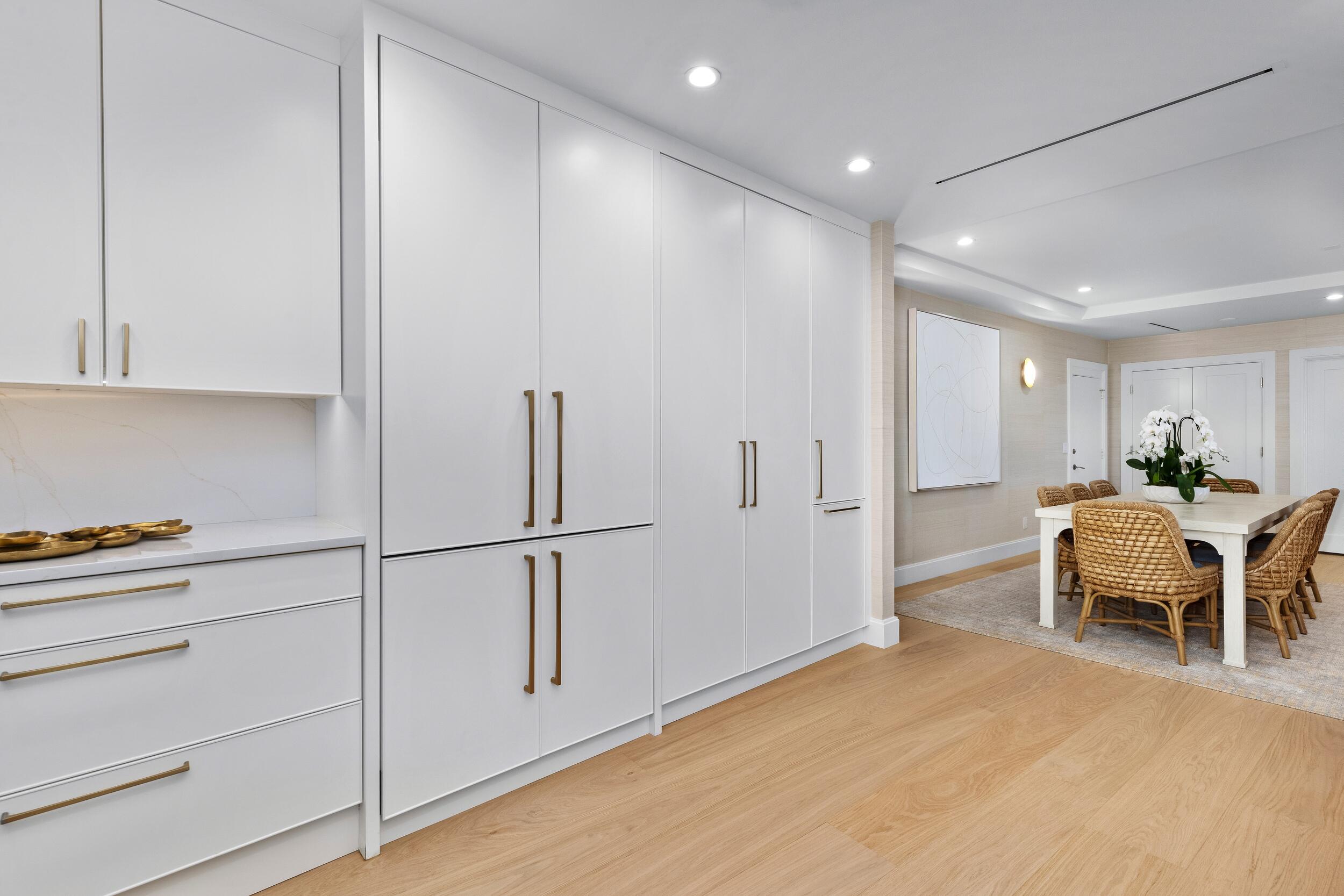 THREE HUNDRED OCEAN BLVD APTS INC - Residential