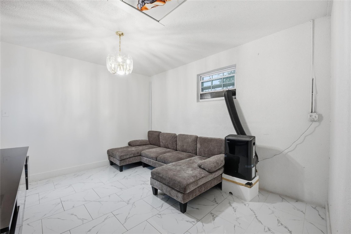 Oriole Margate Sec 1 69-1 - Residential