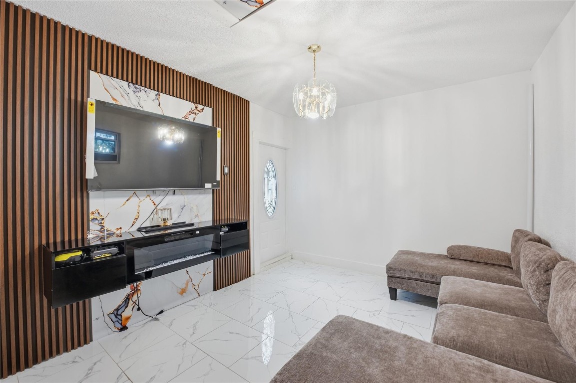 Oriole Margate Sec 1 69-1 - Residential