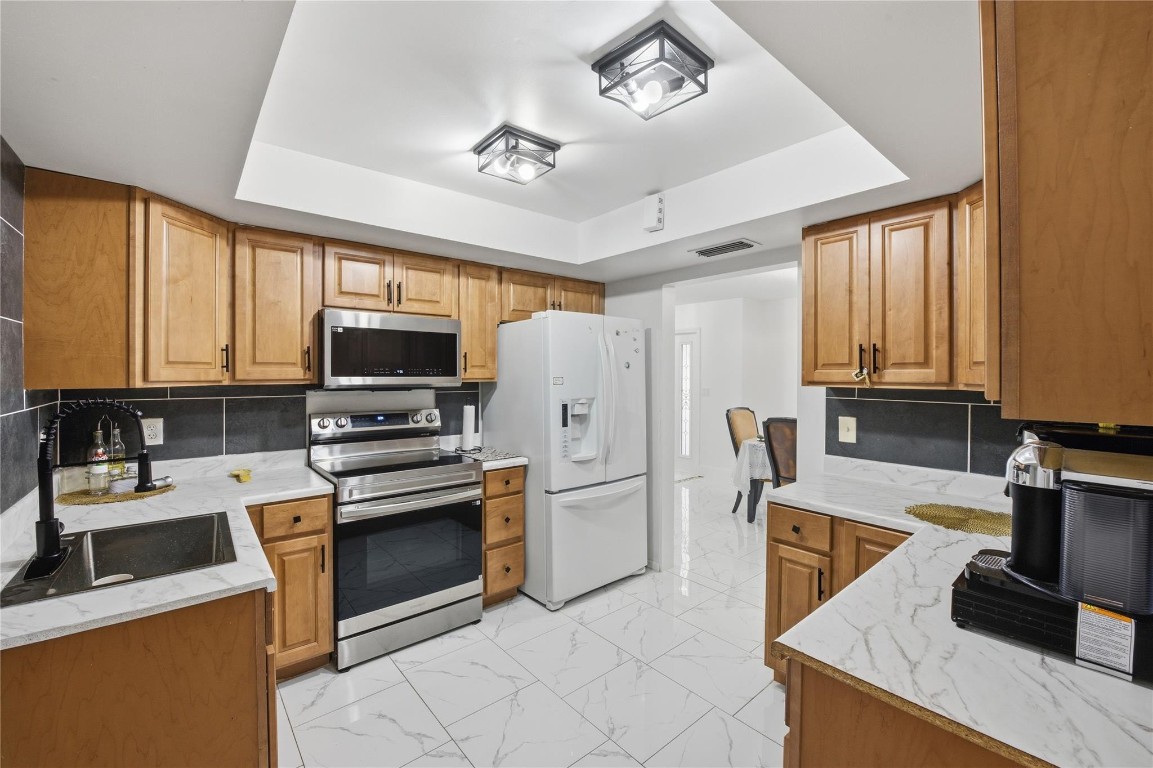 Oriole Margate Sec 1 69-1 - Residential