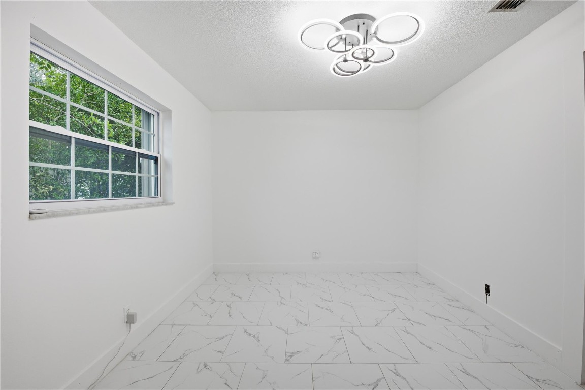 Oriole Margate Sec 1 69-1 - Residential