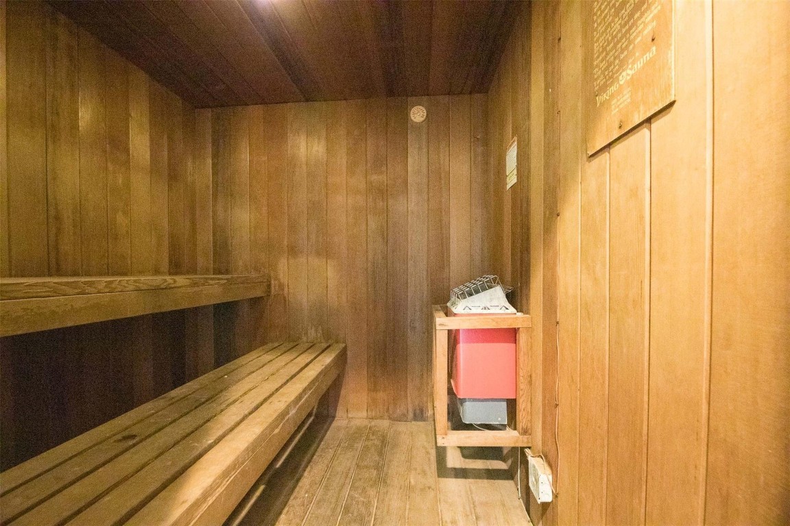 Jamaica House - Residential