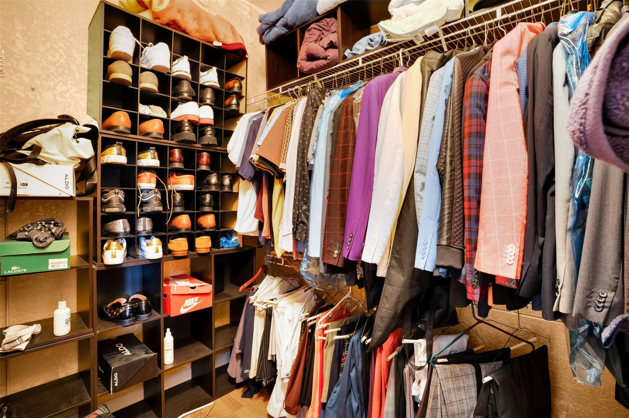 Tuscany 173-129 B - Residential