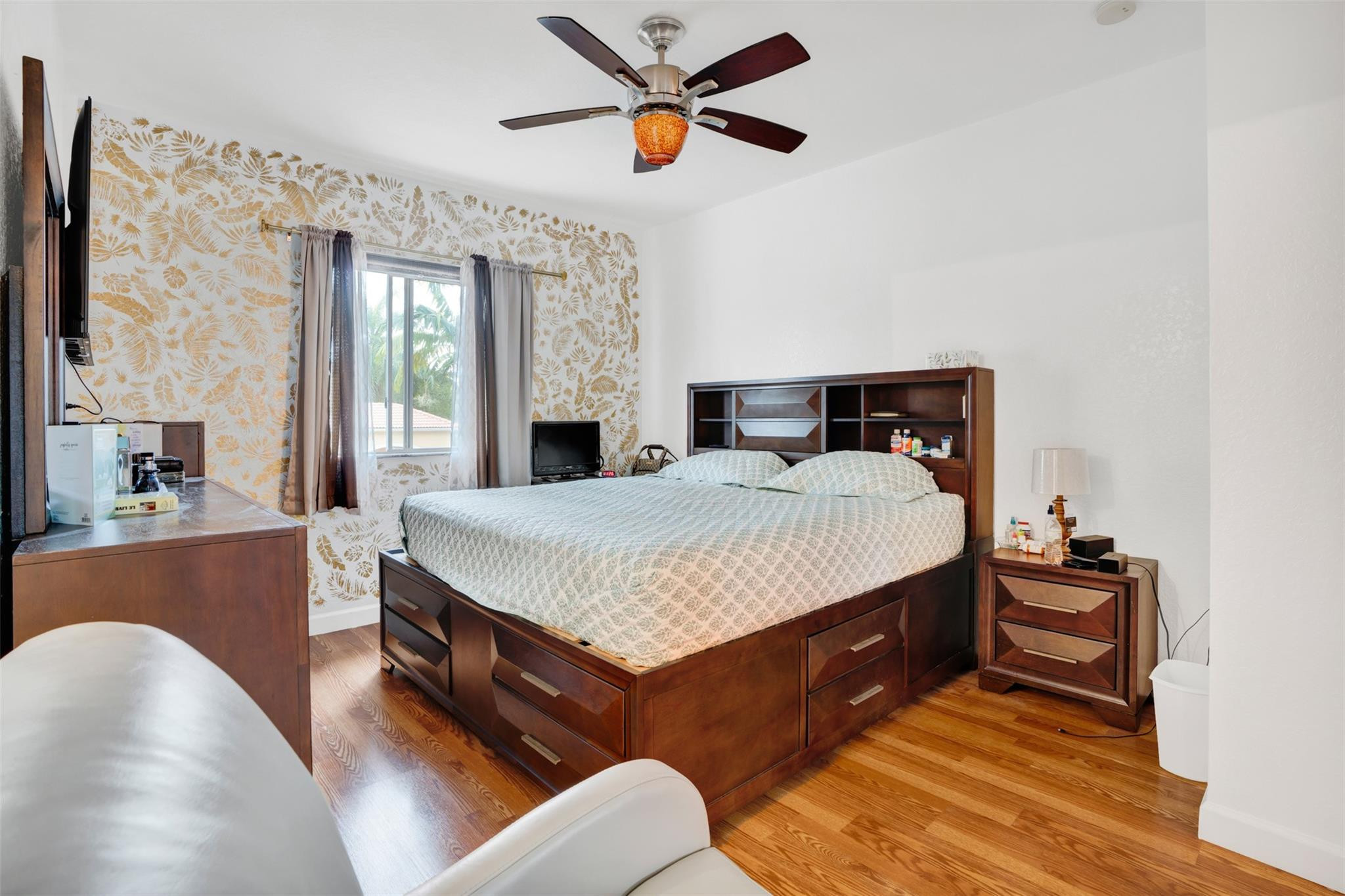 Tuscany 173-129 B - Residential