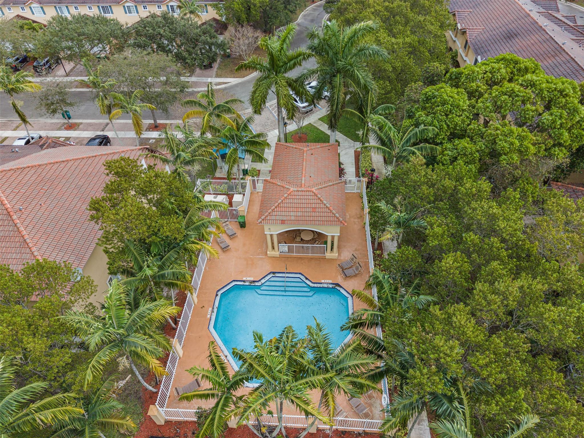 Tuscany 173-129 B - Residential