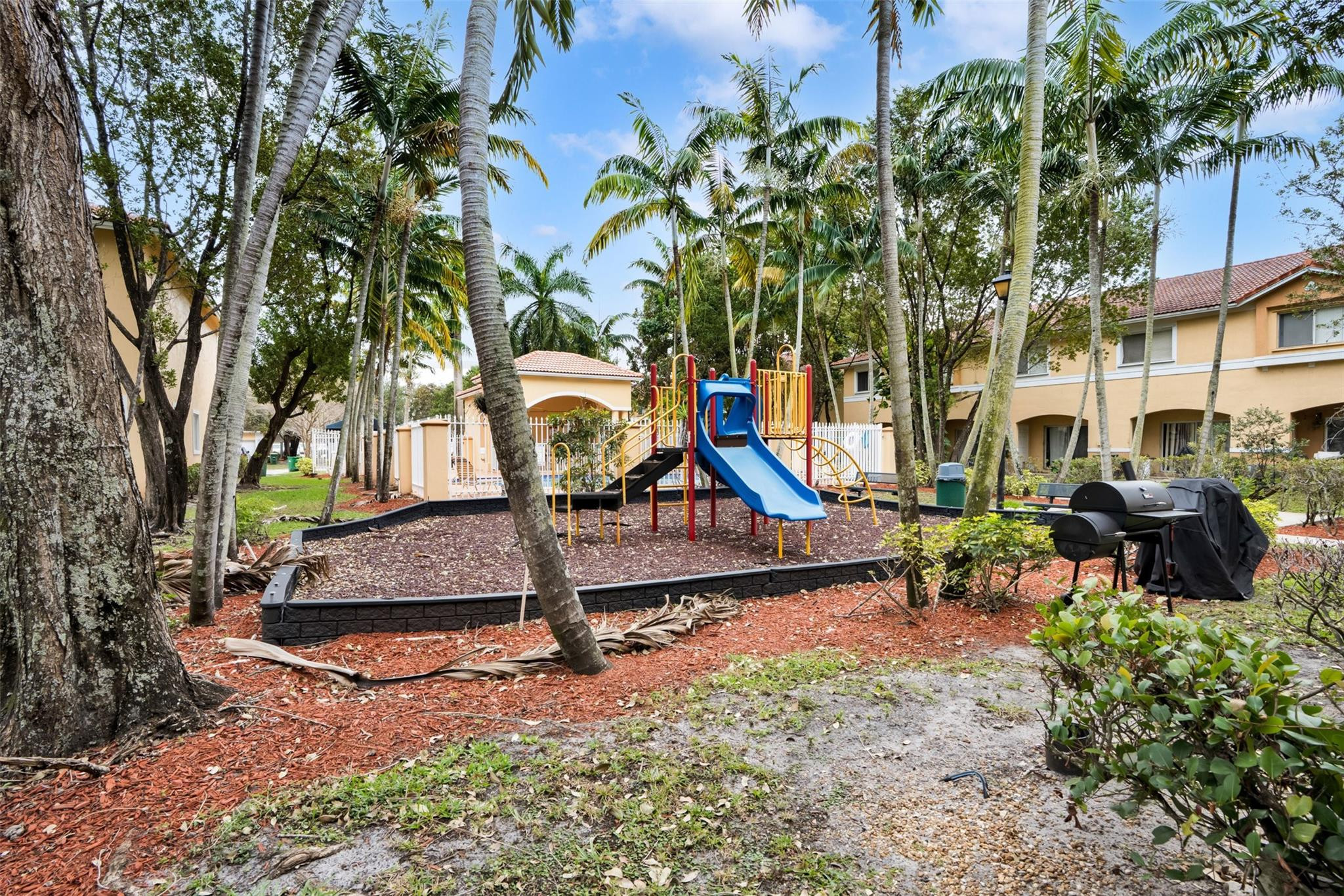 Tuscany 173-129 B - Residential