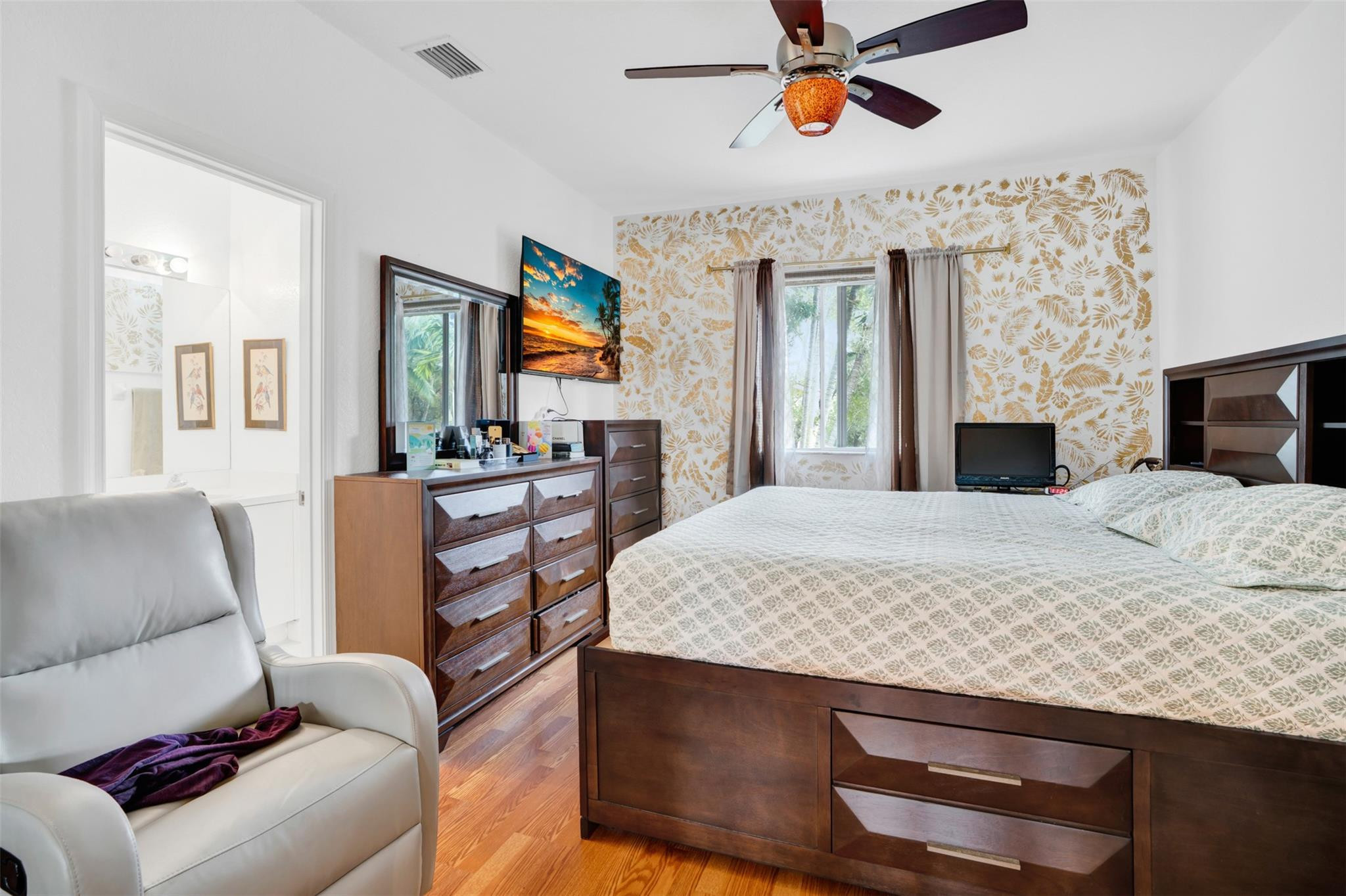 Tuscany 173-129 B - Residential