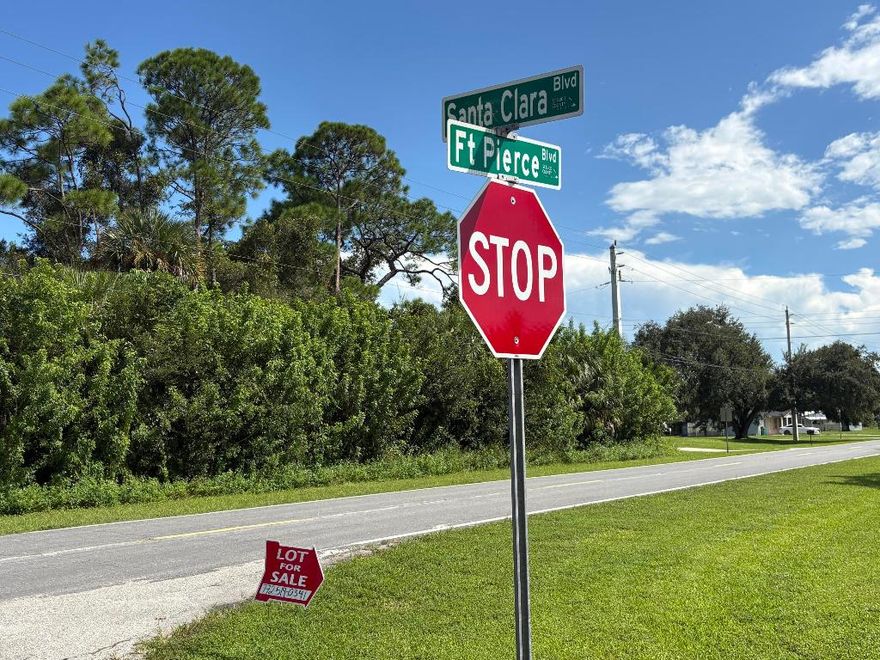 Very Nice Neighborhood, quiet, peace, tranquility, amazing Sunrise, and Sunset
 Just a few minutes from the beautiful beaches, shopping Centers, Mall, and much more 
Than in the middle of Vero Beach, FL and Fort Pierce Florida
The Seller has the plans and drawings approved, by the Fort Pierce City