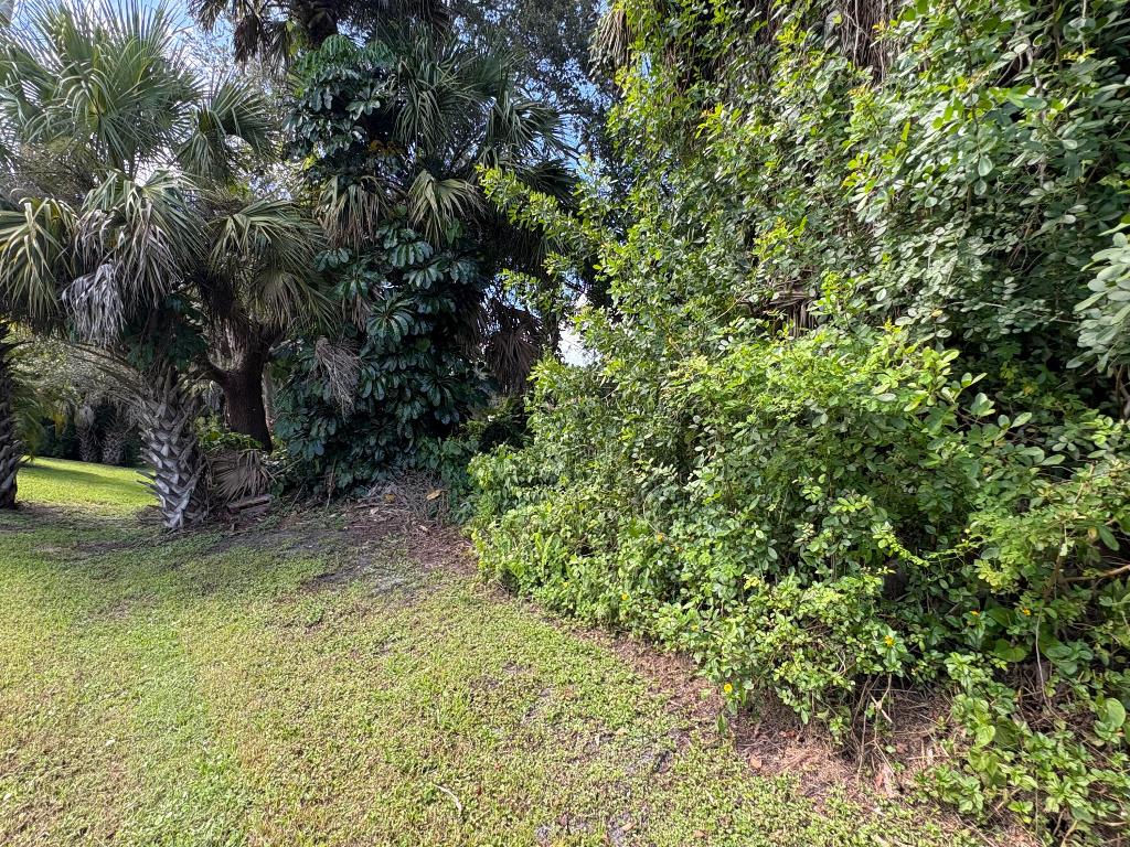 LAKEWOOD PARK-UNIT 7- BLK 75 W 1/2 OF LOT 23 AND A - Land