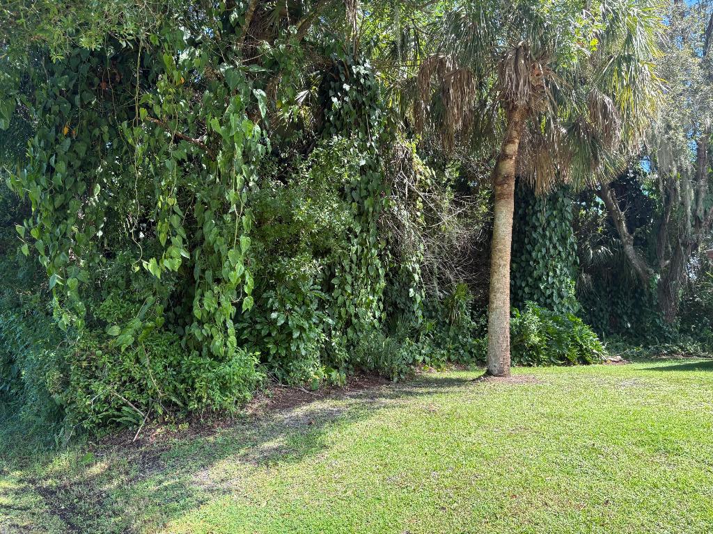 LAKEWOOD PARK-UNIT 7- BLK 75 W 1/2 OF LOT 23 AND A - Land