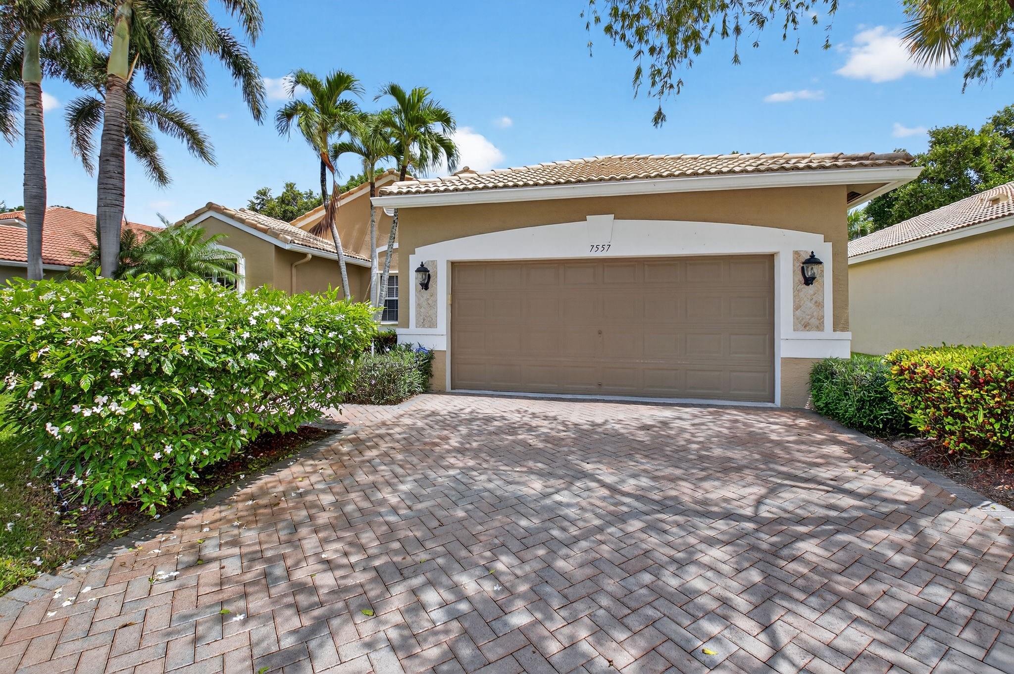7557 Lockhart Way, Boynton Beach, FL, 33437/$624,999 1 7557 Lockhart Way