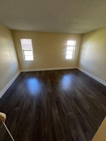 ROYALE GARDENS CONDO - Residential Lease