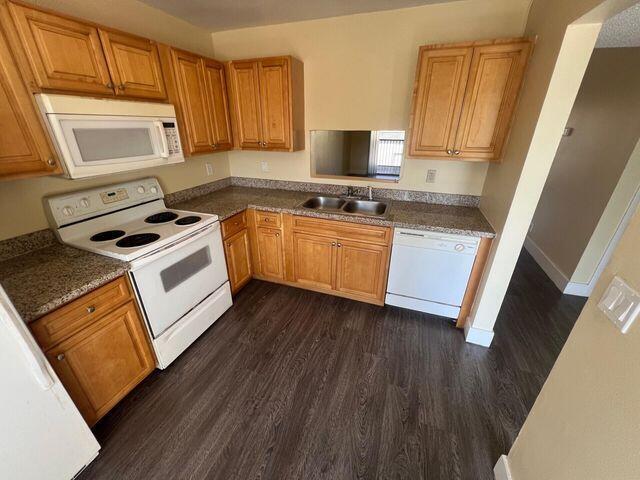 ROYALE GARDENS CONDO - Residential Lease