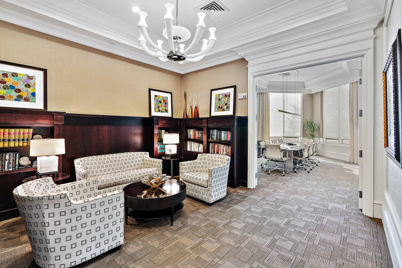 Ritz Carlton - Residential