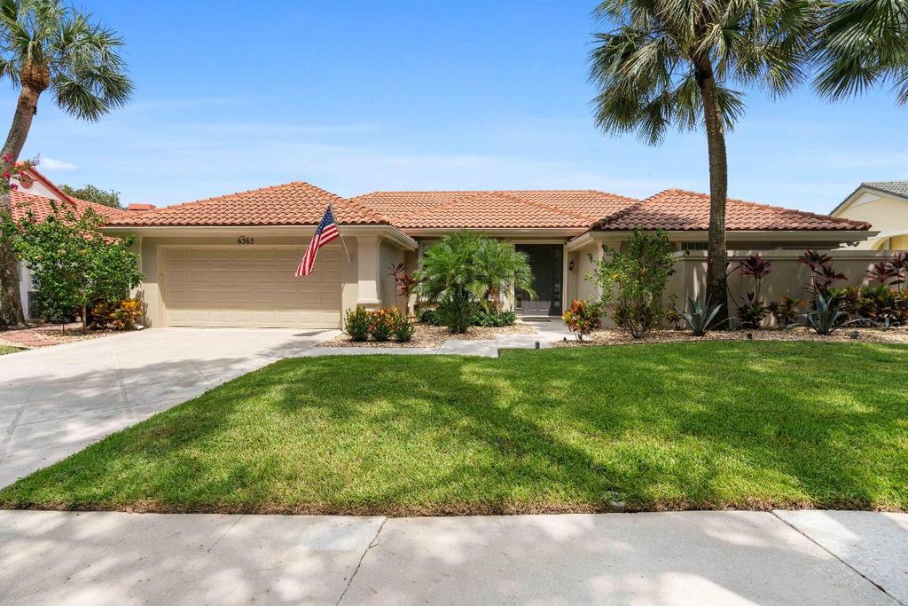 Photo of 6365 Winding Lake Drive, Jupiter, FL 33458 (MLS # R10951107)