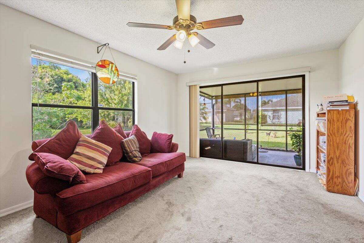 PORT ST LUCIE SECTION 25 - Residential