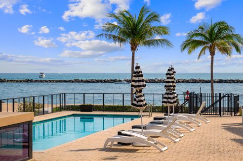 A home in Palm Beach Shores