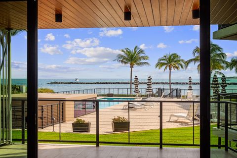 A home in Palm Beach Shores