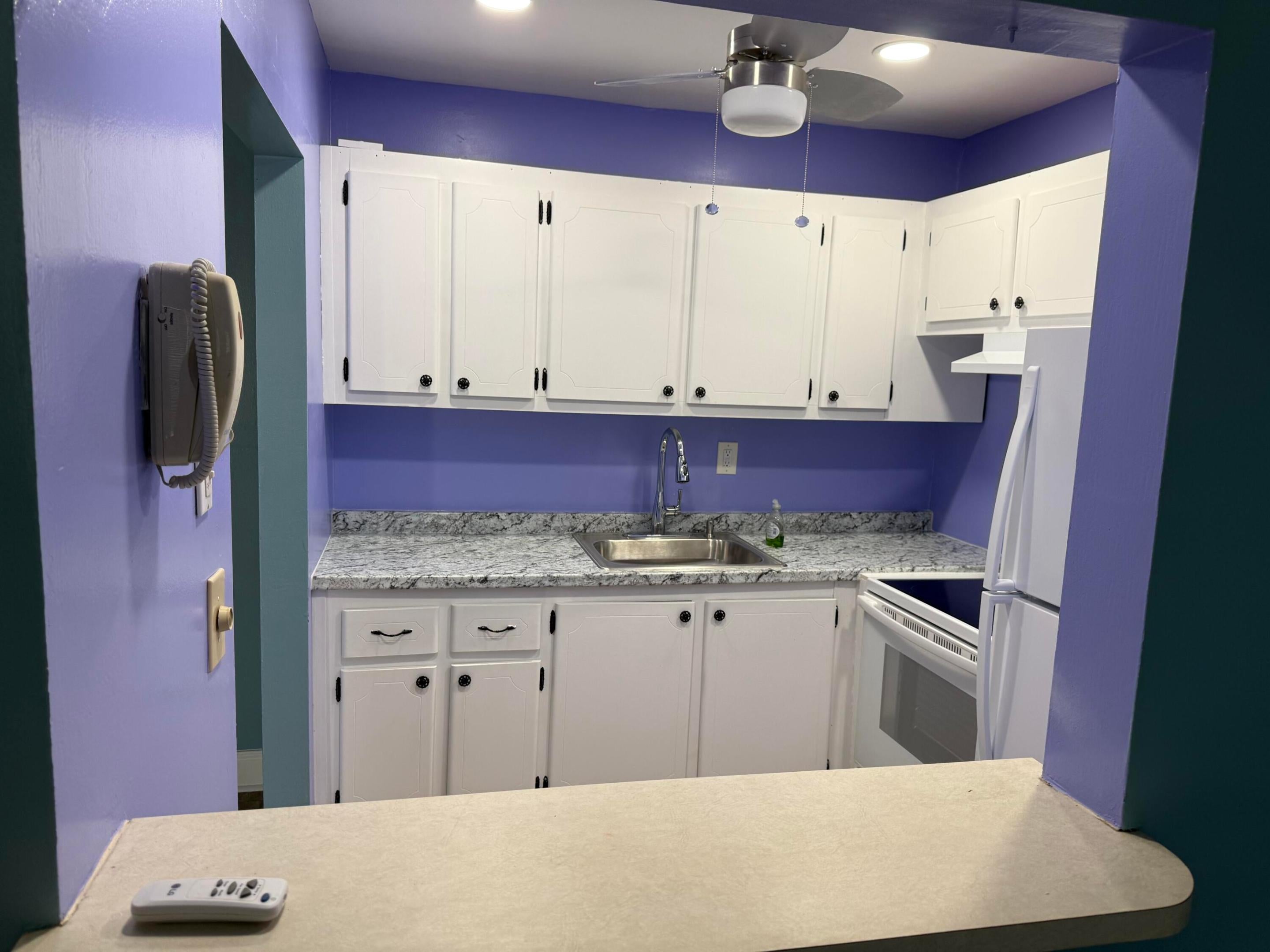 146 Norwich G 146, West Palm Beach FL 33417