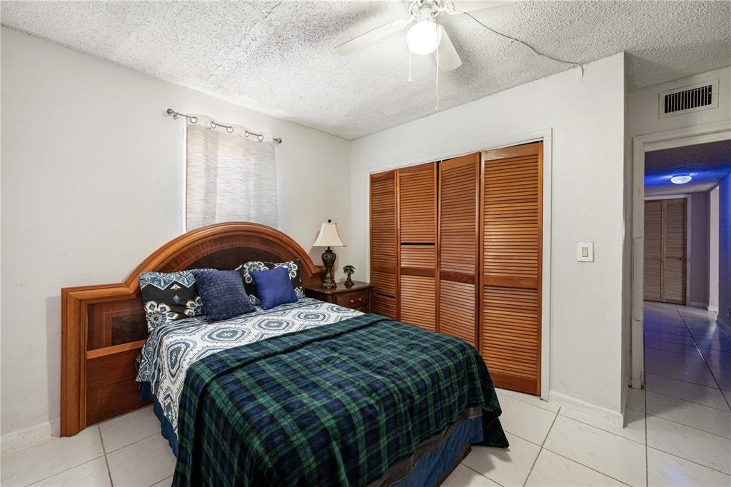 Sub Of 21-51-42 B B-13 D - Residential Lease