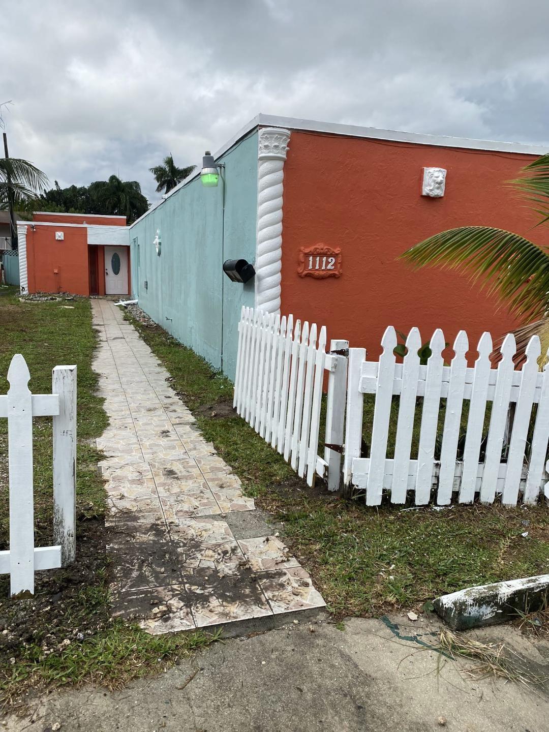 Sub Of 21-51-42 B B-13 D - Residential Lease