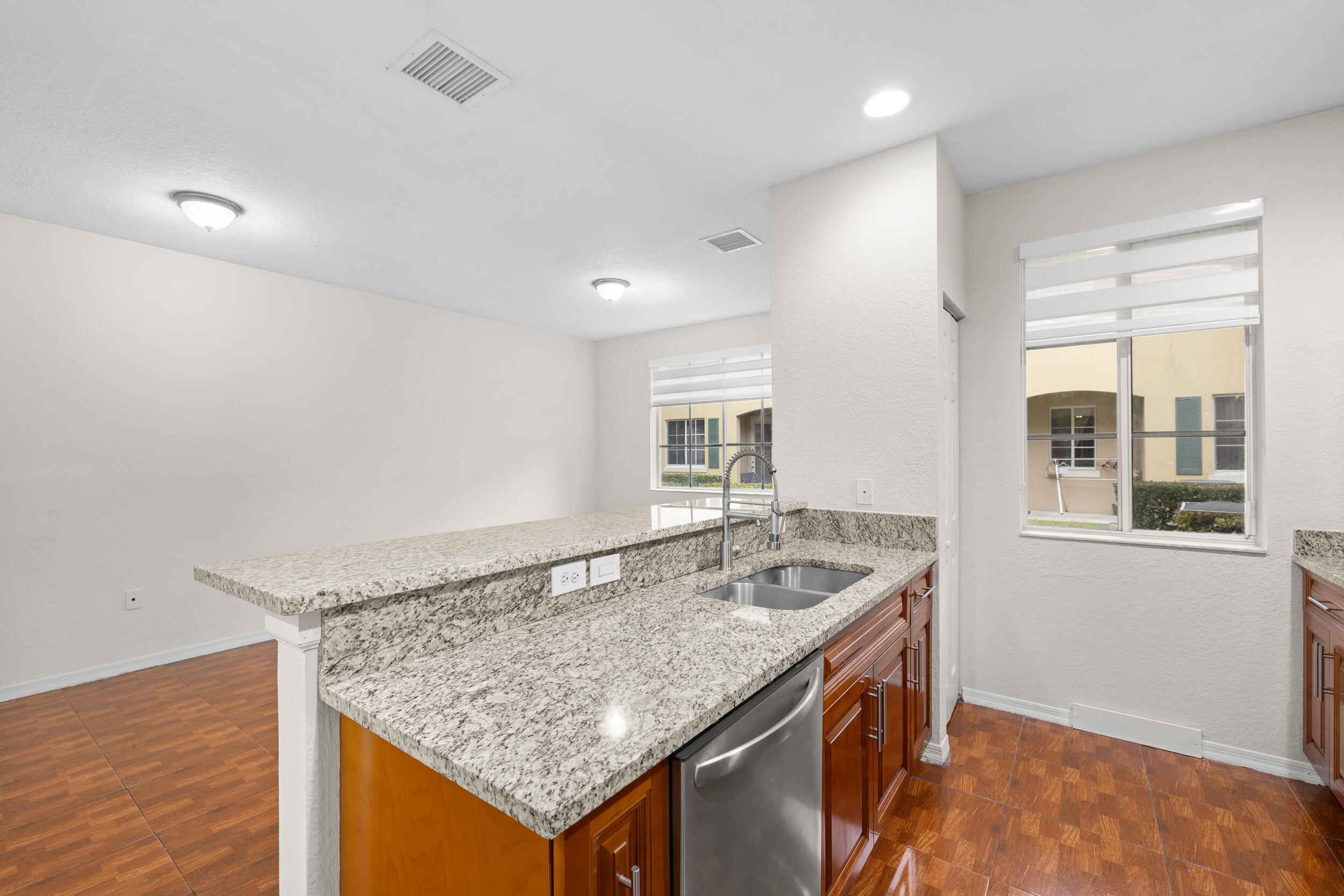 SAN REMO - Residential