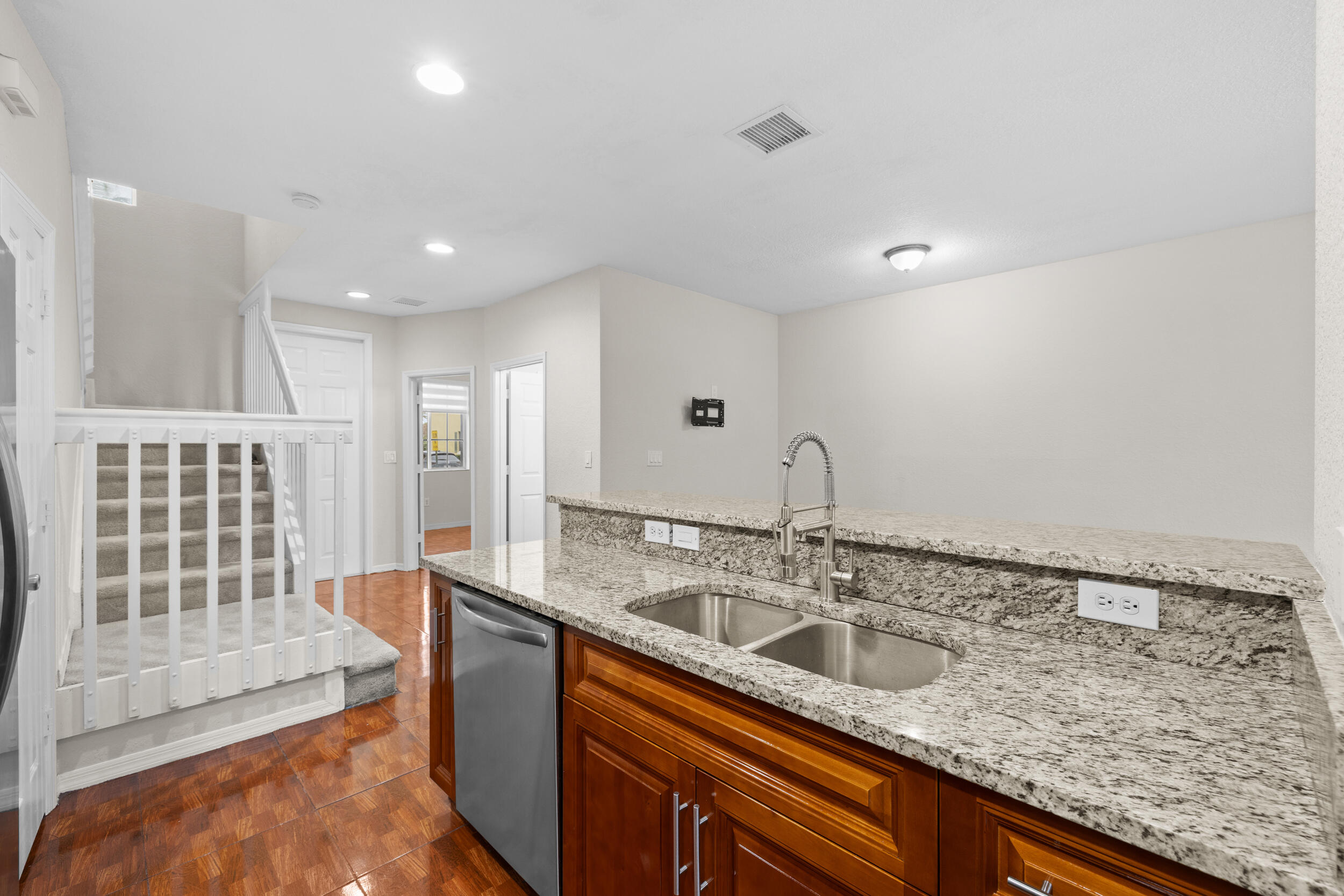 SAN REMO - Residential