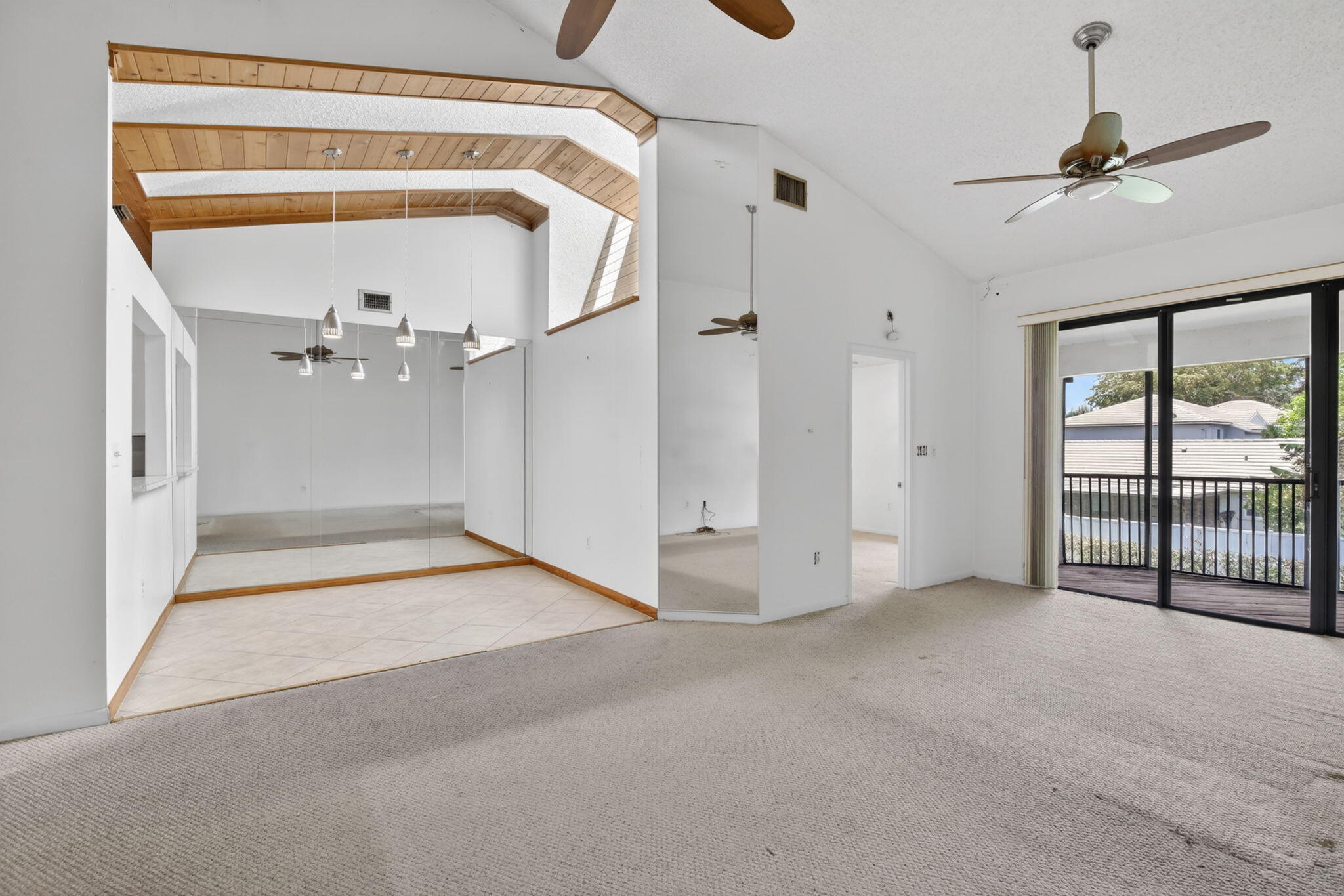 CHATHAM TOWNE AT JACARANDA CONDO - Residential