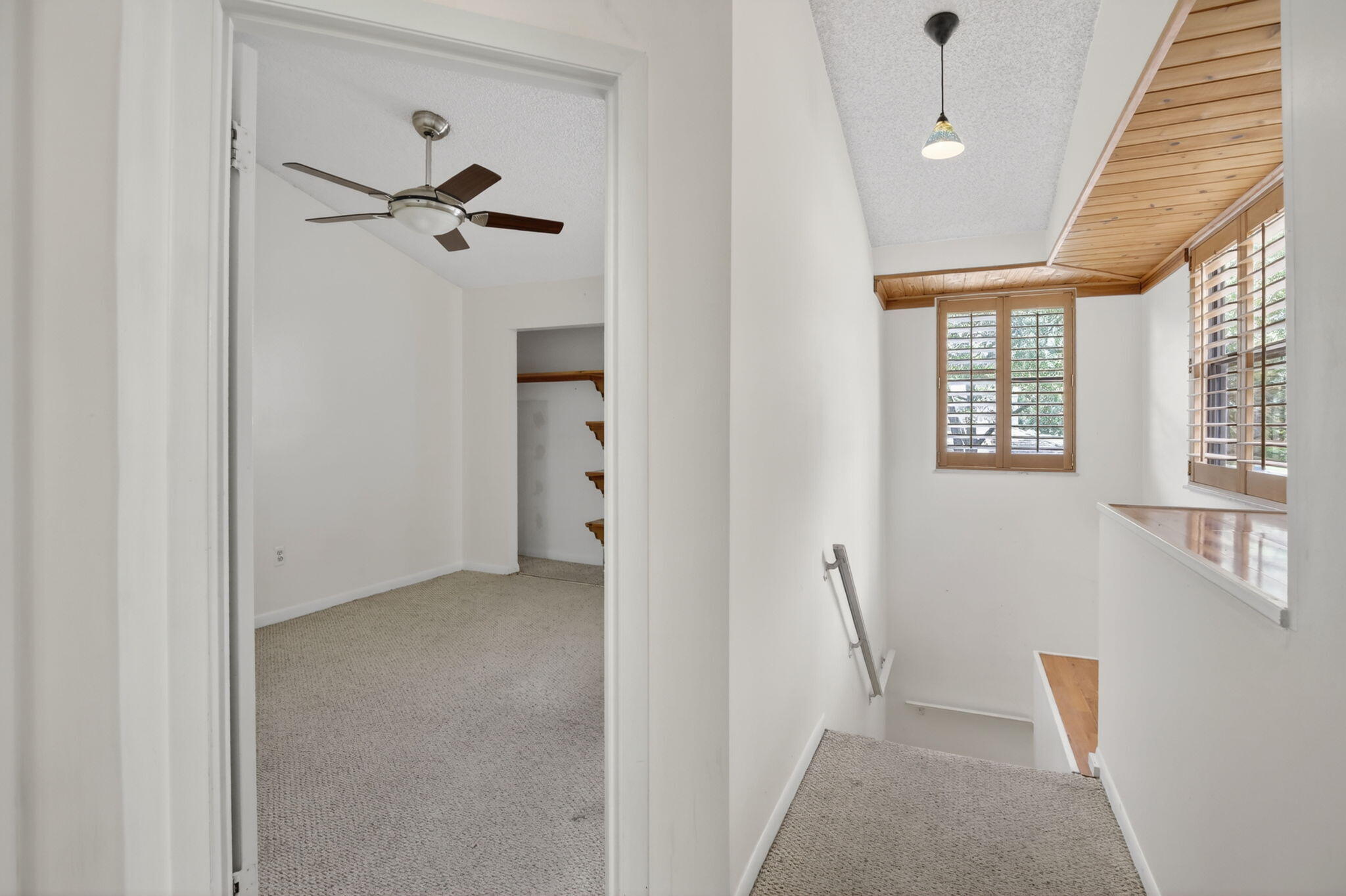 CHATHAM TOWNE AT JACARANDA CONDO - Residential