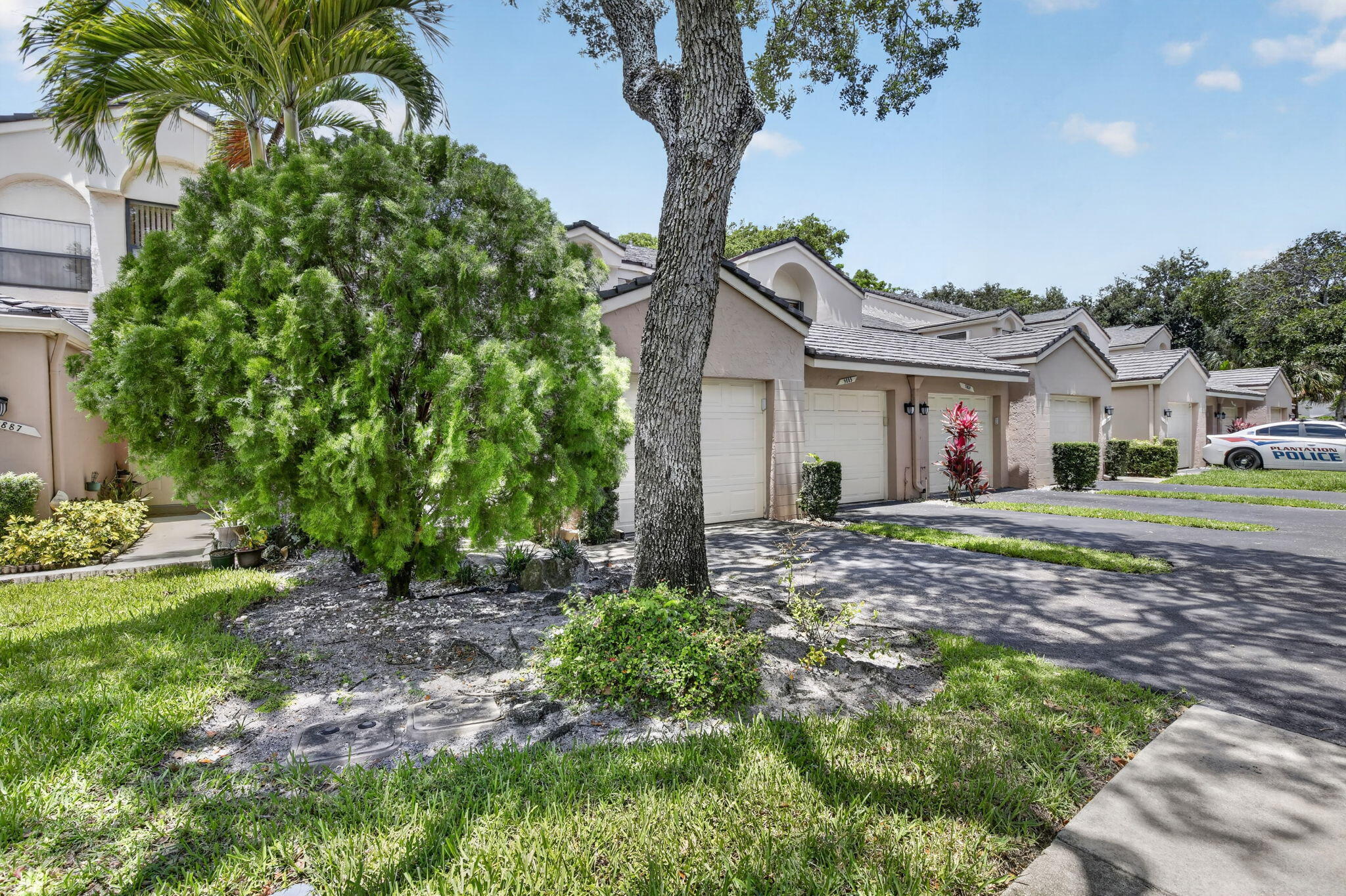 9883 NW 1st Court