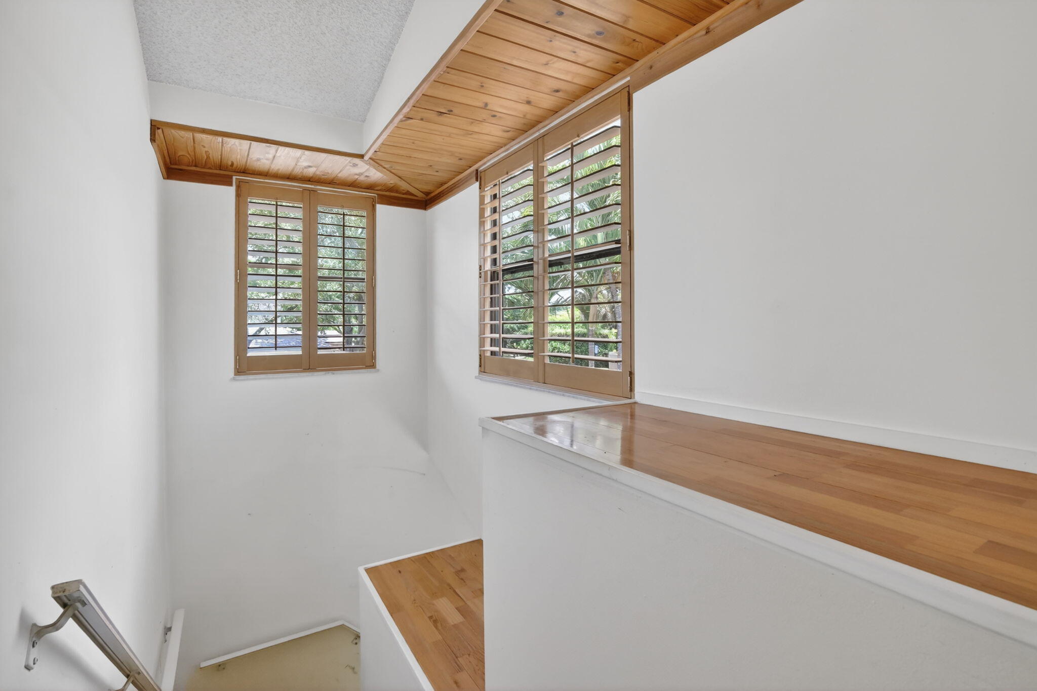 CHATHAM TOWNE AT JACARANDA CONDO - Residential