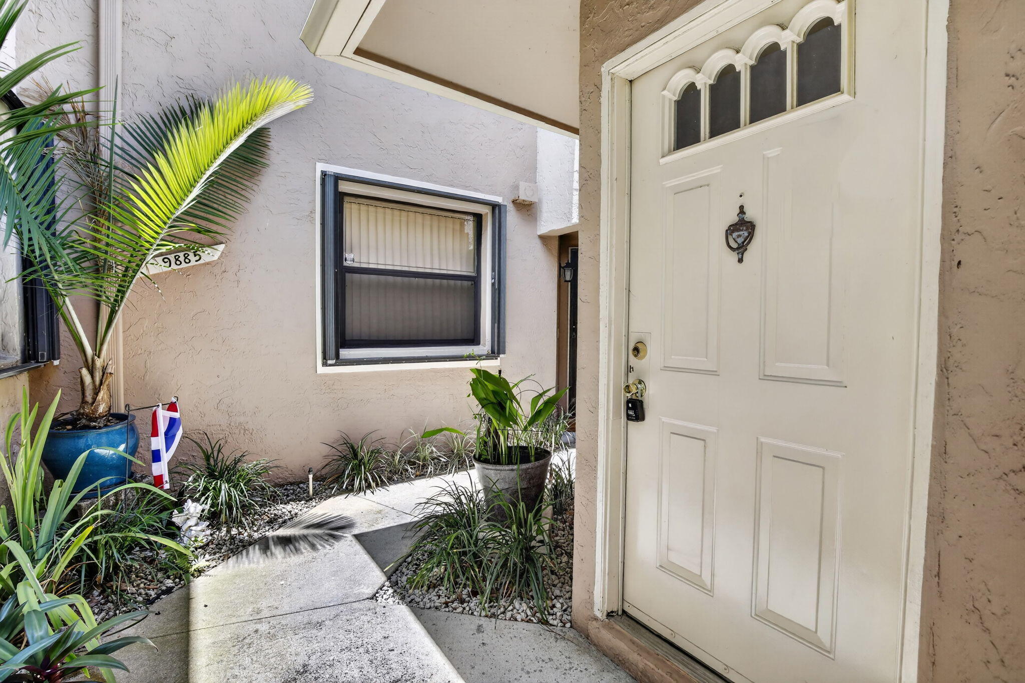CHATHAM TOWNE AT JACARANDA CONDO - Residential
