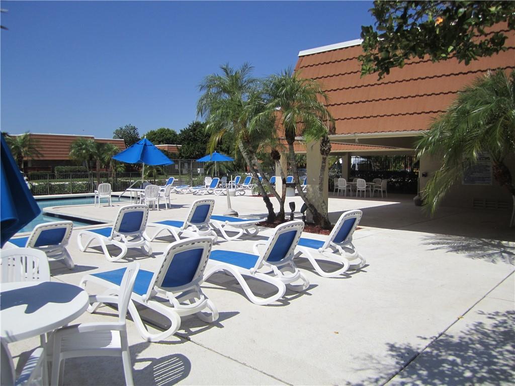 WATERFORD COURTYARDS - Residential